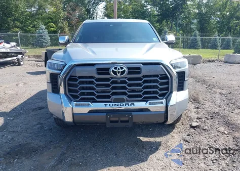 2025 Toyota Tundra Crewmax Platinum/Crewmax 1794 из США, поврежденный, VIN 5TFMA5DB3SX239141